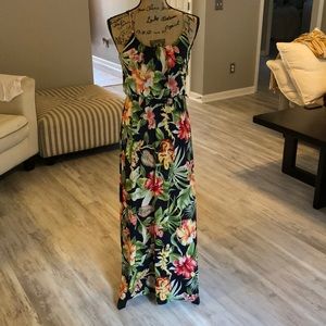 Flowy floral maxi dress